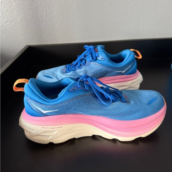 Hoka Bondi 8, Size 8.5 Wide - Picture 7 of 8